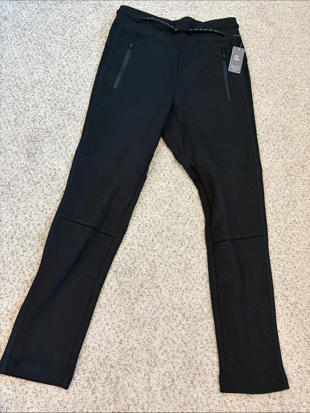 NWT GAP Kids Black Tech Jogger, 8
